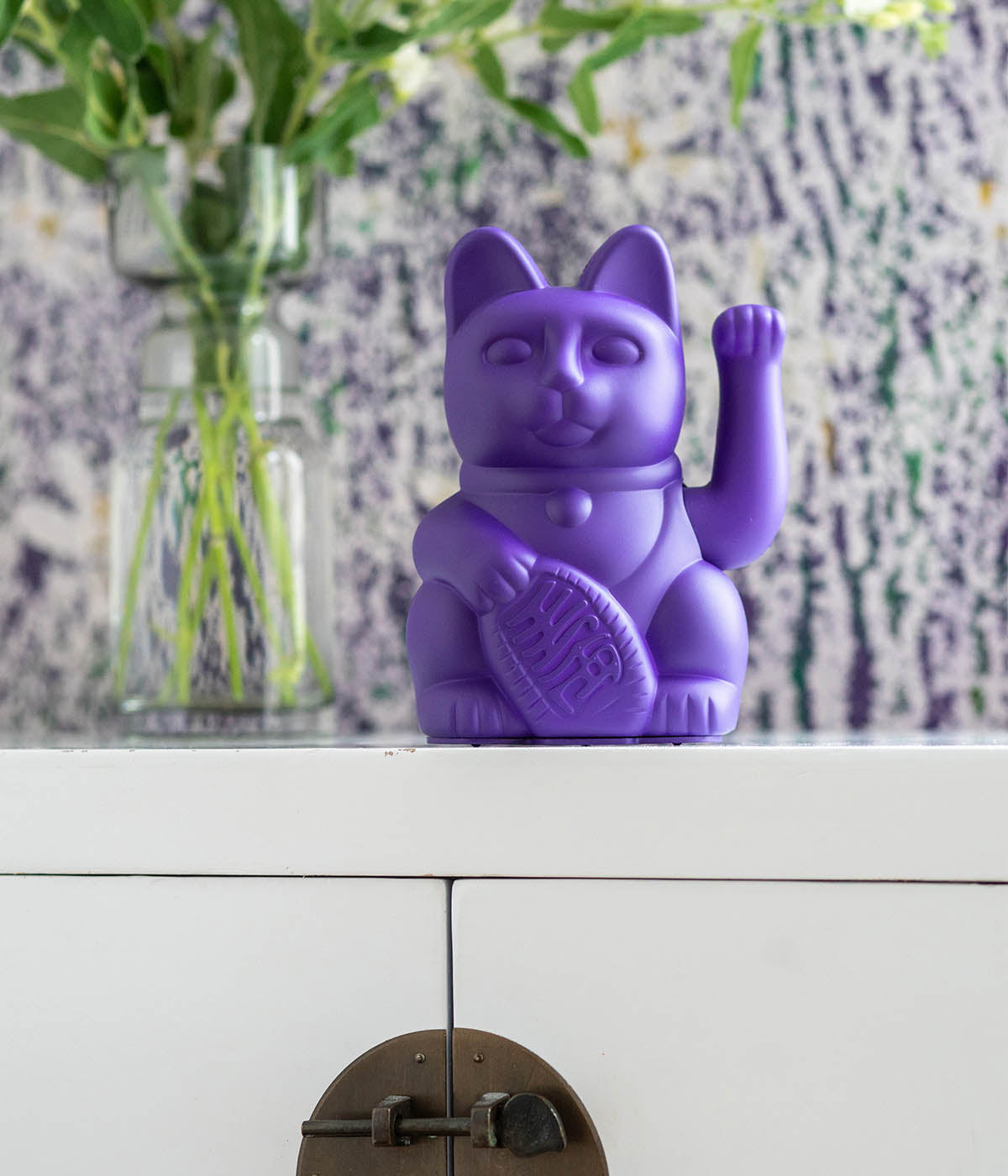 Lucky Cat Classic Violet