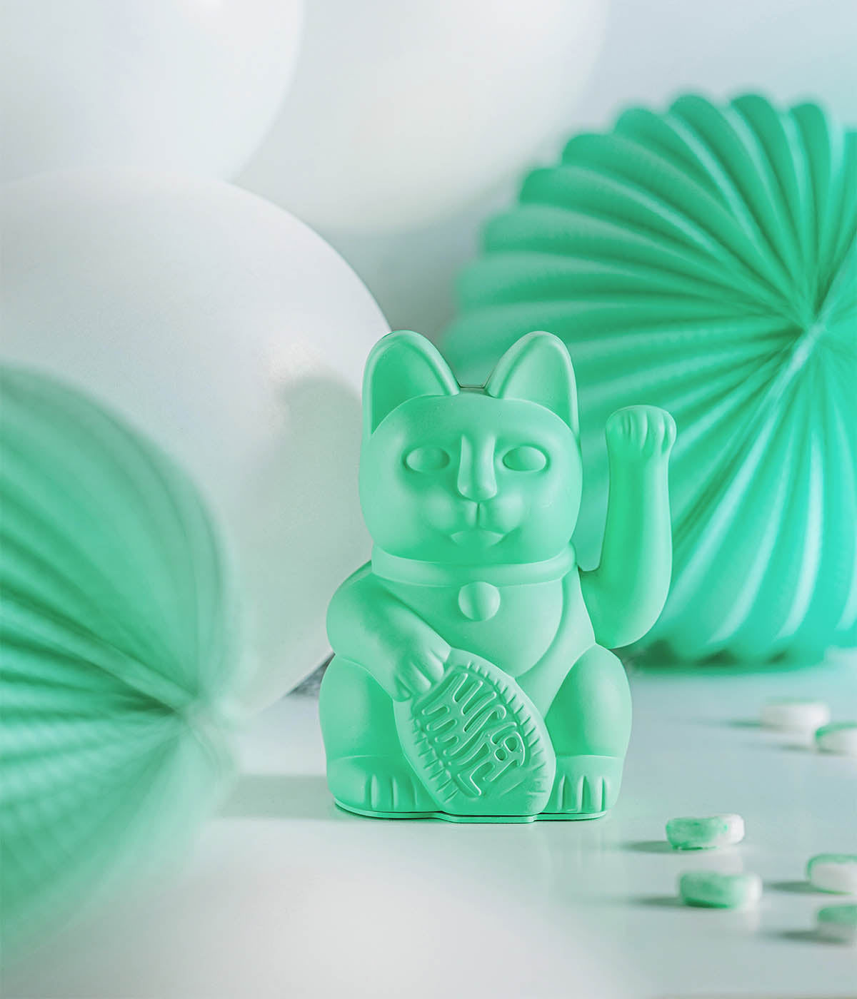Lucky Cat Classic Mint