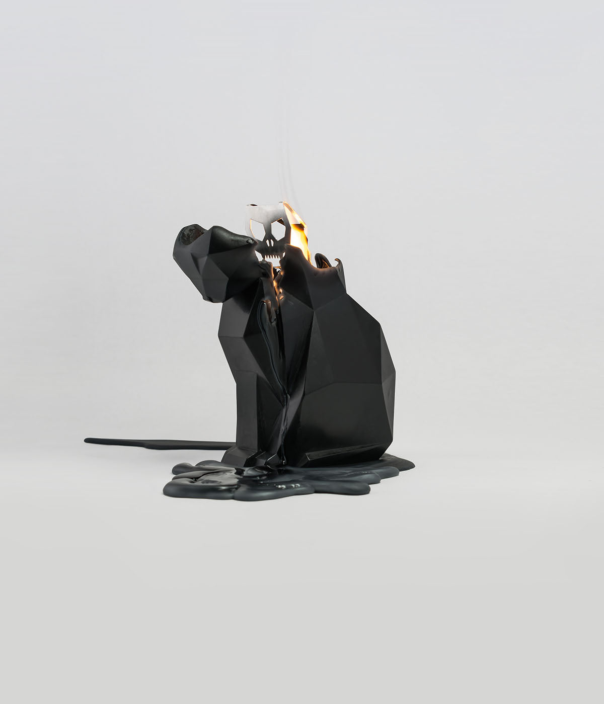 PyroPet Kisa Candle Black
