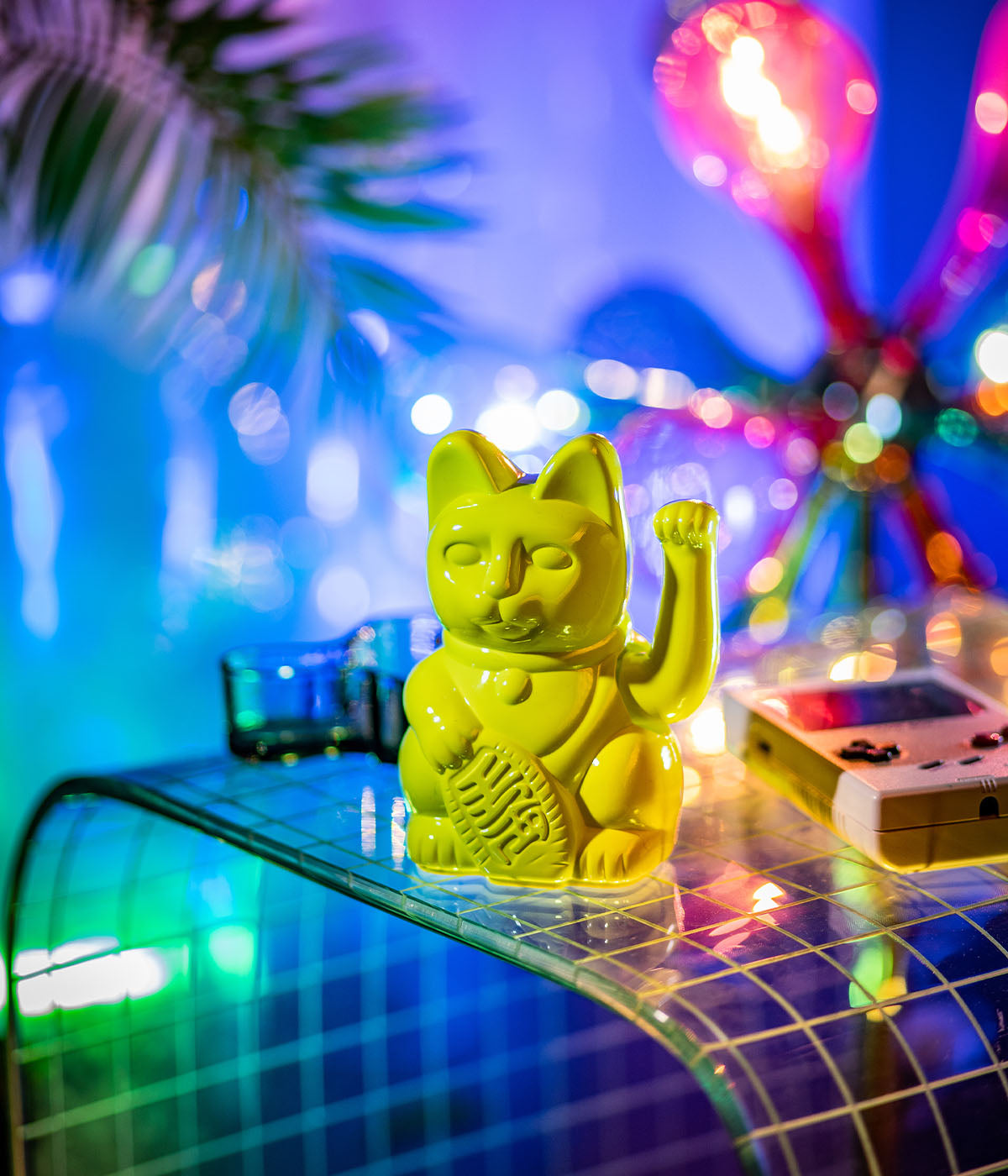 Lucky Cat Classic Glossy Yellow